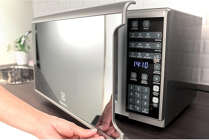 Silver Microwave with Integrated Panel 31L (MI41S)